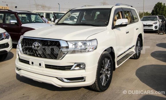 Buy Import Toyota Land Cruiser White Car in Import - Dubai in Attapeu Province Buy Import Toyota Land Cruiser White Car in Import - Dubai in Attapeu Province