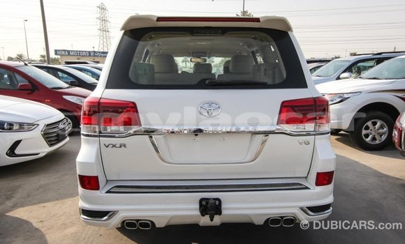 Buy Import Toyota Land Cruiser White Car in Import - Dubai in Attapeu Province Buy Import Toyota Land Cruiser White Car in Import - Dubai in Attapeu Province