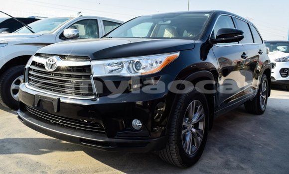 Acheter Import Voiture Toyota Highlander Noir à Import - Dubai, Attapeu Province Acheter Import Voiture Toyota Highlander Noir à Import - Dubai, Attapeu Province