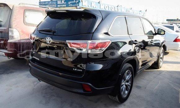 Acheter Import Voiture Toyota Highlander Noir à Import - Dubai, Attapeu Province Acheter Import Voiture Toyota Highlander Noir à Import - Dubai, Attapeu Province