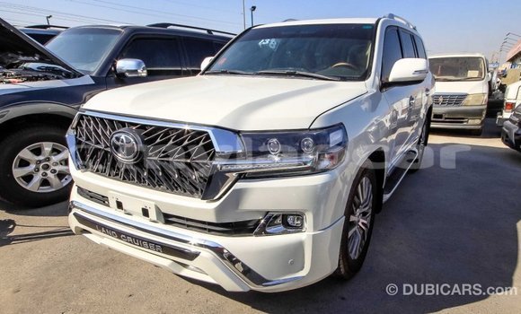 ຊື້ ການ ນຳ ເຂົ້າ Toyota Land Cruiser White ລົດ ໃນ Import - Dubai ໃນ Attapeu Province ຊື້ ການ ນຳ ເຂົ້າ Toyota Land Cruiser White ລົດ ໃນ Import - Dubai ໃນ Attapeu Province