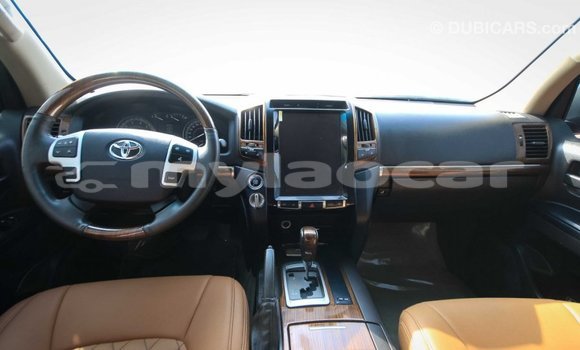 Buy Import Toyota Land Cruiser Brown Car in Import - Dubai in Attapeu Province Buy Import Toyota Land Cruiser Brown Car in Import - Dubai in Attapeu Province