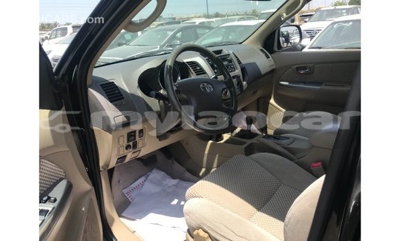 Acheter Import Voiture Toyota Fortuner Noir à Import - Dubai, Attapeu Province Acheter Import Voiture Toyota Fortuner Noir à Import - Dubai, Attapeu Province