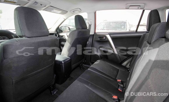 Buy Import Toyota HiAce Red Truck in Import - Dubai in Attapeu Province Buy Import Toyota HiAce Red Truck in Import - Dubai in Attapeu Province