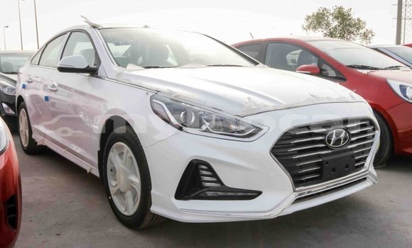 Buy Import Hyundai Sonata White Car in Import - Dubai in Attapeu Province Buy Import Hyundai Sonata White Car in Import - Dubai in Attapeu Province