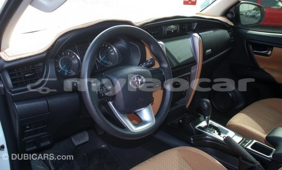Buy Import Toyota Fortuner White Car in Import - Dubai in Attapeu Province Buy Import Toyota Fortuner White Car in Import - Dubai in Attapeu Province