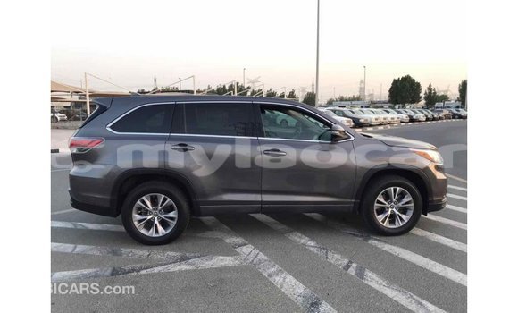 Buy Import Toyota Highlander Other Car in Import - Dubai in Attapeu Province Buy Import Toyota Highlander Other Car in Import - Dubai in Attapeu Province