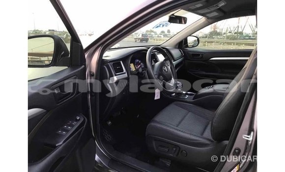 Buy Import Toyota Highlander Other Car in Import - Dubai in Attapeu Province Buy Import Toyota Highlander Other Car in Import - Dubai in Attapeu Province
