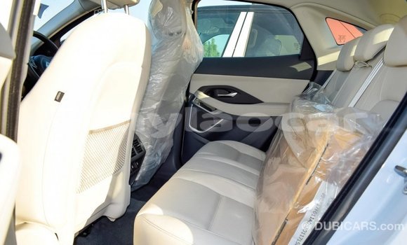 Acheter Import Voiture Jaguar E-Pace Blanc à Import - Dubai, Attapeu Province Acheter Import Voiture Jaguar E-Pace Blanc à Import - Dubai, Attapeu Province