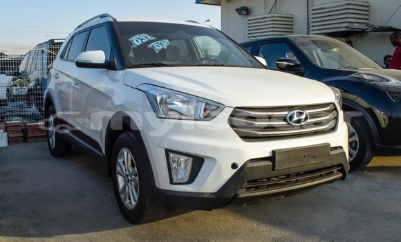 Acheter Import Voiture Hyundai Creta Blanc à Import - Dubai, Attapeu Province Acheter Import Voiture Hyundai Creta Blanc à Import - Dubai, Attapeu Province