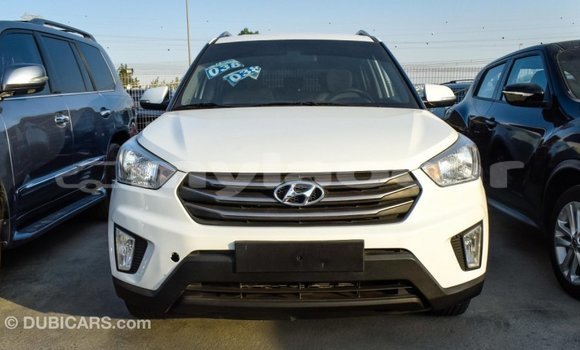 Acheter Import Voiture Hyundai Creta Blanc à Import - Dubai, Attapeu Province Acheter Import Voiture Hyundai Creta Blanc à Import - Dubai, Attapeu Province