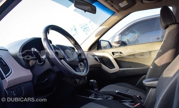 Acheter Import Voiture Hyundai Creta Blanc à Import - Dubai, Attapeu Province Acheter Import Voiture Hyundai Creta Blanc à Import - Dubai, Attapeu Province