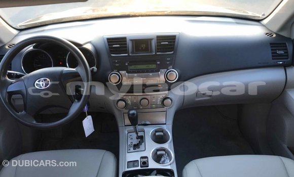 Buy Import Toyota Highlander Other Car in Import - Dubai in Attapeu Province Buy Import Toyota Highlander Other Car in Import - Dubai in Attapeu Province