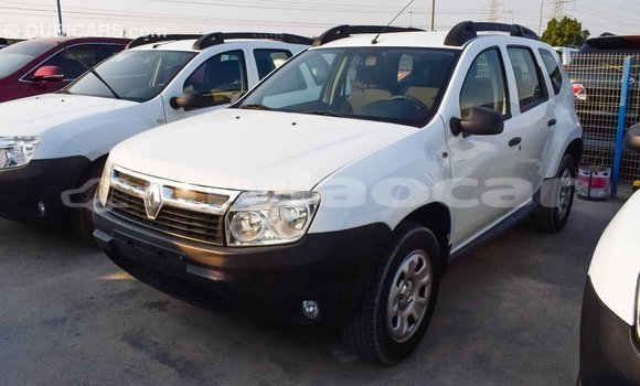 Buy Import Renault Duster White Car in Import - Dubai in Attapeu Province Buy Import Renault Duster White Car in Import - Dubai in Attapeu Province