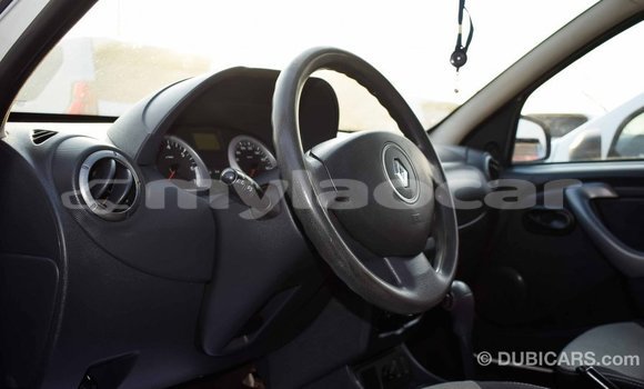 Buy Import Renault Duster White Car in Import - Dubai in Attapeu Province Buy Import Renault Duster White Car in Import - Dubai in Attapeu Province