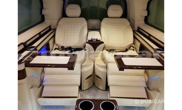 Buy Import Mercedes-Benz 250 Black Car in Import - Dubai in Attapeu Province Buy Import Mercedes-Benz 250 Black Car in Import - Dubai in Attapeu Province