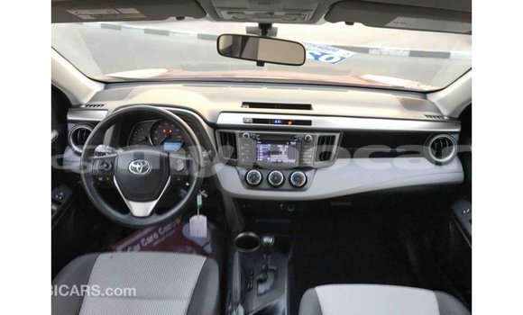 Acheter Import Utilitaire Toyota HiAce Rouge à Import - Dubai, Attapeu Province Acheter Import Utilitaire Toyota HiAce Rouge à Import - Dubai, Attapeu Province