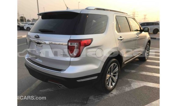 Buy Import Ford Explorer Other Car in Import - Dubai in Attapeu Province Buy Import Ford Explorer Other Car in Import - Dubai in Attapeu Province