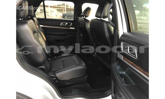 Buy Import Ford Explorer Other Car in Import - Dubai in Attapeu Province Buy Import Ford Explorer Other Car in Import - Dubai in Attapeu Province