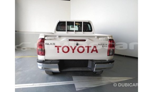 Buy Import Toyota Hilux White Car in Import - Dubai in Attapeu Province Buy Import Toyota Hilux White Car in Import - Dubai in Attapeu Province