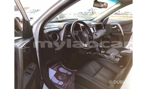 Buy Import Toyota HiAce White Truck in Import - Dubai in Attapeu Province Buy Import Toyota HiAce White Truck in Import - Dubai in Attapeu Province