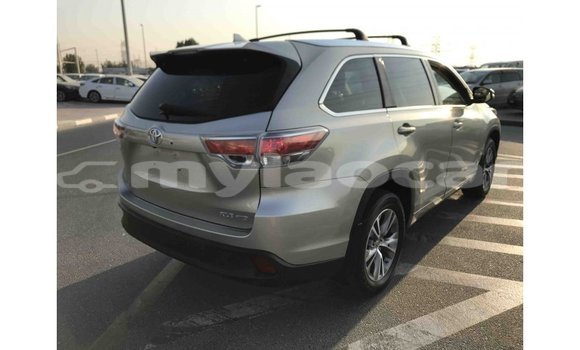 Buy Import Toyota Highlander Other Car in Import - Dubai in Attapeu Province Buy Import Toyota Highlander Other Car in Import - Dubai in Attapeu Province
