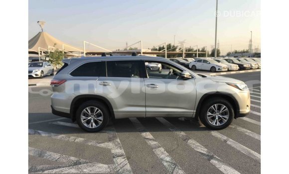 Buy Import Toyota Highlander Other Car in Import - Dubai in Attapeu Province Buy Import Toyota Highlander Other Car in Import - Dubai in Attapeu Province
