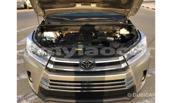Buy Import Toyota Highlander Other Car in Import - Dubai in Attapeu Province Buy Import Toyota Highlander Other Car in Import - Dubai in Attapeu Province
