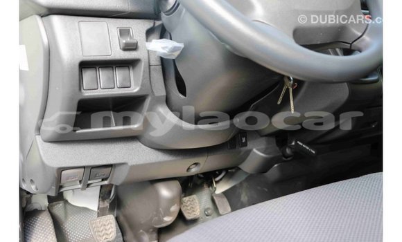 Buy Import Toyota Hiace White Car in Import - Dubai in Attapeu Province Buy Import Toyota Hiace White Car in Import - Dubai in Attapeu Province