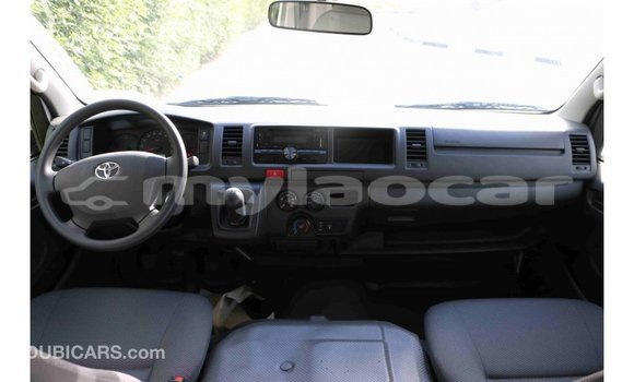 Buy Import Toyota Hiace White Car in Import - Dubai in Attapeu Province Buy Import Toyota Hiace White Car in Import - Dubai in Attapeu Province