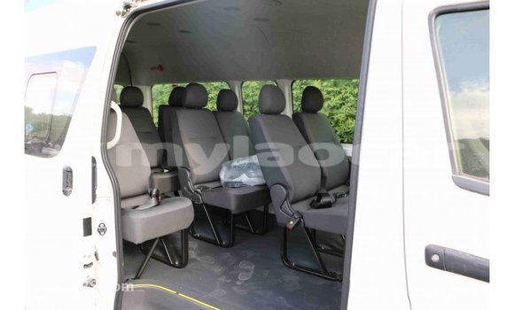 Buy Import Toyota Hiace White Car in Import - Dubai in Attapeu Province Buy Import Toyota Hiace White Car in Import - Dubai in Attapeu Province