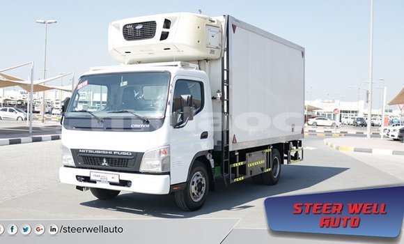 Buy Import Mitsubishi L400 White Truck in Import - Dubai in Attapeu Province