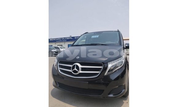 Buy Import Mercedes-Benz 250 Black Car in Import - Dubai in Attapeu Province Buy Import Mercedes-Benz 250 Black Car in Import - Dubai in Attapeu Province
