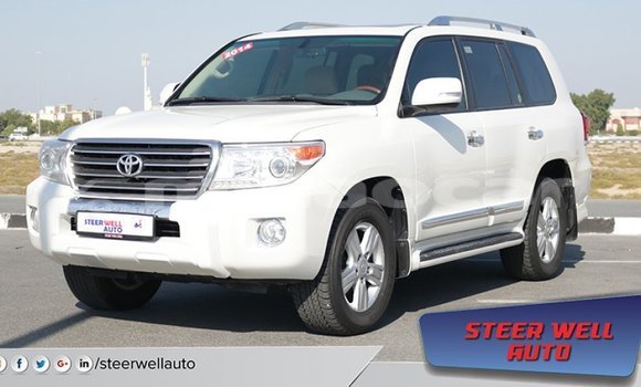 Buy Import Toyota Land Cruiser White Car in Import - Dubai in Attapeu Province Buy Import Toyota Land Cruiser White Car in Import - Dubai in Attapeu Province