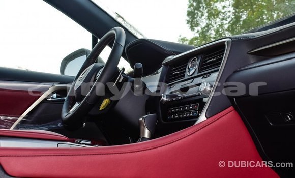 Acheter Import Voiture Lexus RX 300 Blanc à Import - Dubai, Attapeu Province Acheter Import Voiture Lexus RX 300 Blanc à Import - Dubai, Attapeu Province