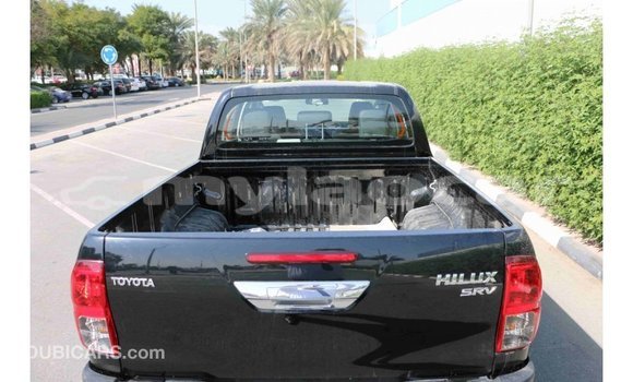 Acheter Import Voiture Toyota Hilux Noir à Import - Dubai, Attapeu Province Acheter Import Voiture Toyota Hilux Noir à Import - Dubai, Attapeu Province
