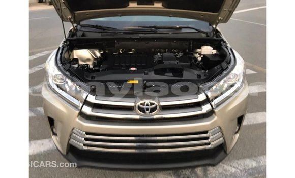 Buy Import Toyota Highlander Other Car in Import - Dubai in Attapeu Province Buy Import Toyota Highlander Other Car in Import - Dubai in Attapeu Province