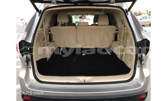 Buy Import Toyota Highlander Other Car in Import - Dubai in Attapeu Province Buy Import Toyota Highlander Other Car in Import - Dubai in Attapeu Province