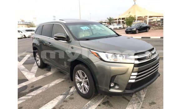Buy Import Toyota Highlander Other Car in Import - Dubai in Attapeu Province Buy Import Toyota Highlander Other Car in Import - Dubai in Attapeu Province