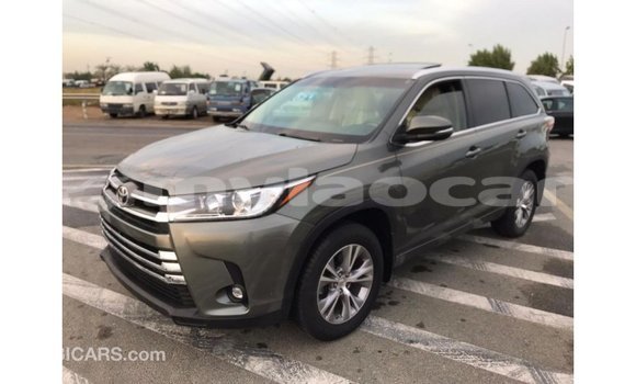 Buy Import Toyota Highlander Other Car in Import - Dubai in Attapeu Province Buy Import Toyota Highlander Other Car in Import - Dubai in Attapeu Province