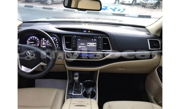 Buy Import Toyota Highlander Other Car in Import - Dubai in Attapeu Province Buy Import Toyota Highlander Other Car in Import - Dubai in Attapeu Province