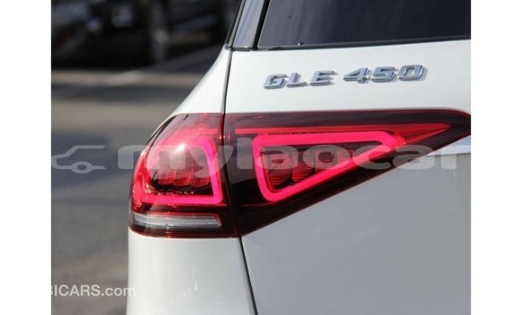 Buy Import Mercedes-Benz GLE White Car in Import - Dubai in Attapeu Province Buy Import Mercedes-Benz GLE White Car in Import - Dubai in Attapeu Province