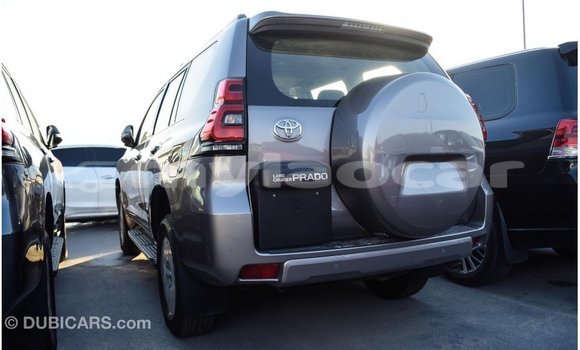Acheter Import Voiture Toyota Prado Autre à Import - Dubai, Attapeu Province Acheter Import Voiture Toyota Prado Autre à Import - Dubai, Attapeu Province