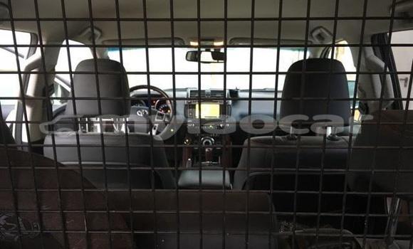 ຊື້ ໃຊ້ແລ້ວ Toyota Land Cruiser Prado White ລົດ ໃນ Vientiane ໃນ Vientiane Province ຊື້ ໃຊ້ແລ້ວ Toyota Land Cruiser Prado White ລົດ ໃນ Vientiane ໃນ Vientiane Province