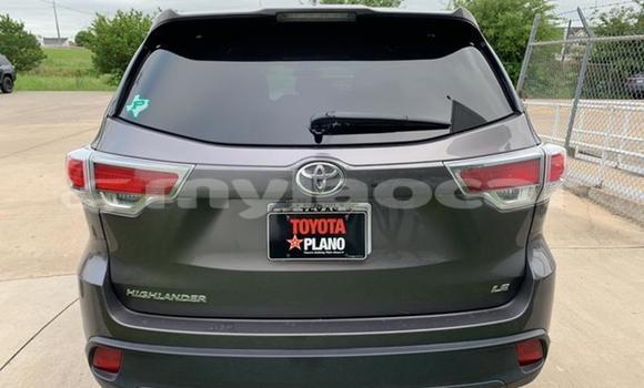 ຊື້ ໃຊ້ແລ້ວ Toyota Highlander Beige ລົດ ໃນ Vientiane ໃນ Vientiane Province ຊື້ ໃຊ້ແລ້ວ Toyota Highlander Beige ລົດ ໃນ Vientiane ໃນ Vientiane Province