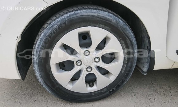 Buy Import Hyundai i10 White Car in Import - Dubai in Attapeu Province Buy Import Hyundai i10 White Car in Import - Dubai in Attapeu Province