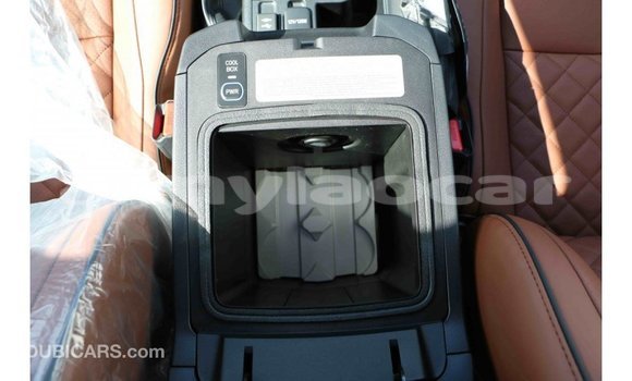 Buy Import Toyota Prado White Car in Import - Dubai in Attapeu Province Buy Import Toyota Prado White Car in Import - Dubai in Attapeu Province