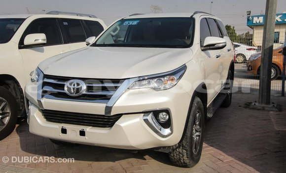 Buy Import Toyota Fortuner White Car in Import - Dubai in Attapeu Province Buy Import Toyota Fortuner White Car in Import - Dubai in Attapeu Province