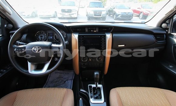Buy Import Toyota Fortuner White Car in Import - Dubai in Attapeu Province Buy Import Toyota Fortuner White Car in Import - Dubai in Attapeu Province