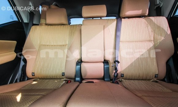 Buy Import Toyota Fortuner White Car in Import - Dubai in Attapeu Province Buy Import Toyota Fortuner White Car in Import - Dubai in Attapeu Province